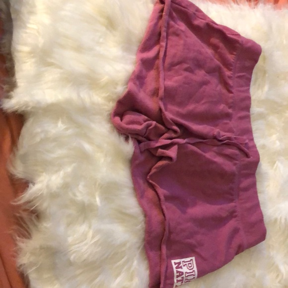 Shorts - Picture 4 of 7